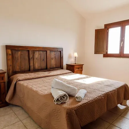 C Scalitti 11c Bilo Apartmán Badesi